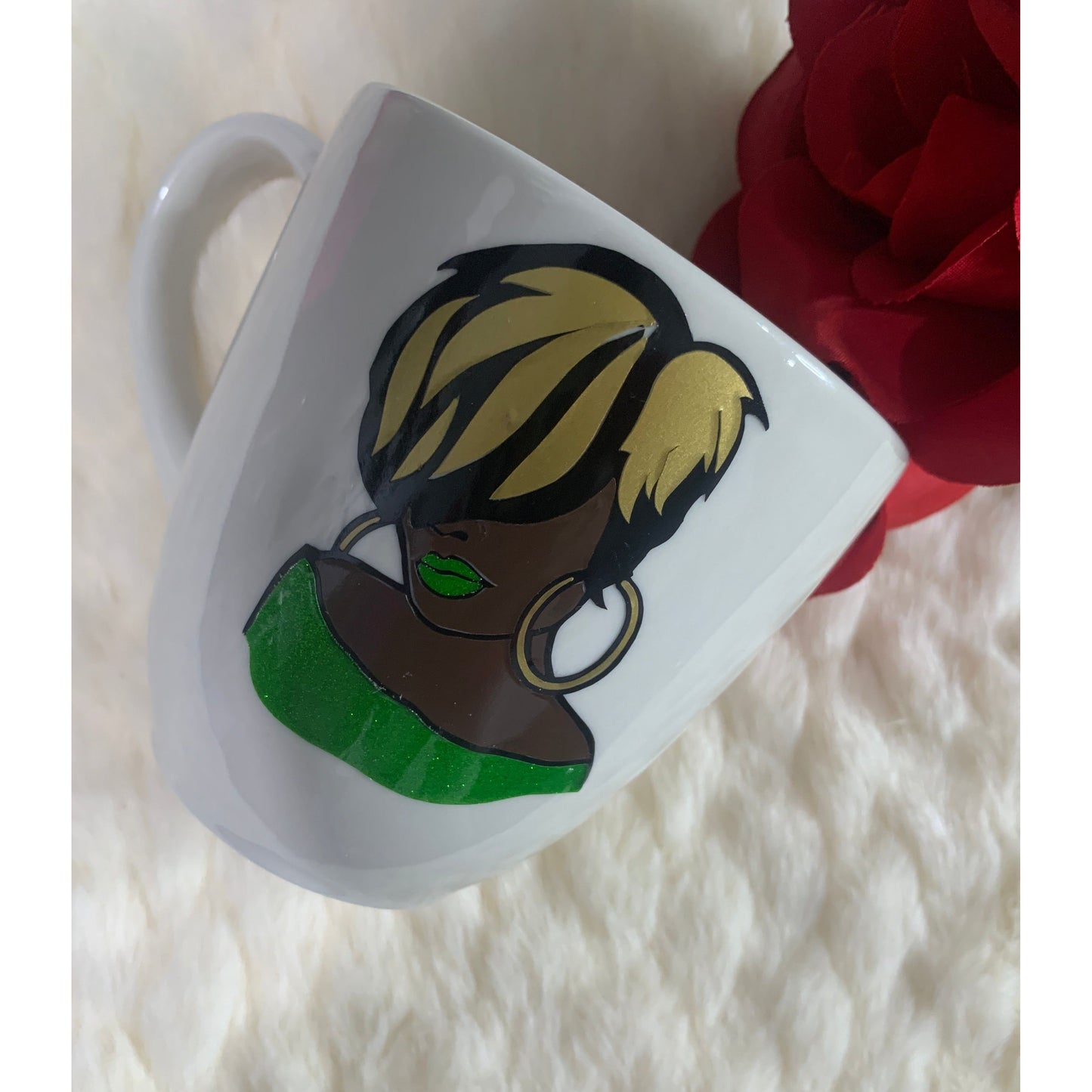 Short cut mug